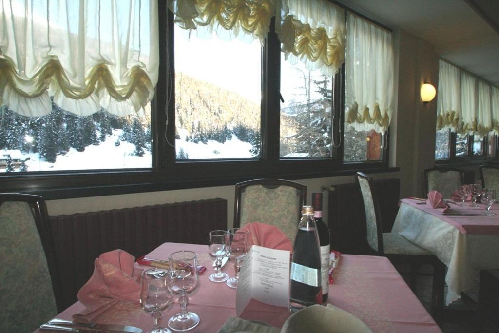 Hotel Santa Caterina Santa Caterina di Valfurva Extérieur photo