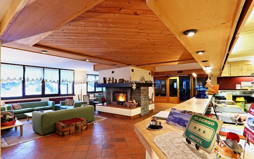 Hotel Santa Caterina Santa Caterina di Valfurva Extérieur photo